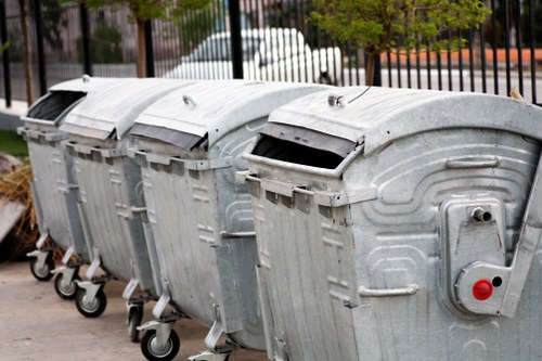 Affordable muck removal packages for Mayfair residents